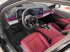 BMW 5 Series 530Li Premier M Sport Package - ფოტო 4