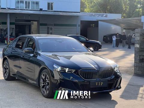 2026 BMW 5 Series 530Li Luxury M Sport Package - автомобиль из Китая