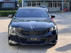 BMW 5 Series 530Li Luxury M Sport Package - ფოტო 2