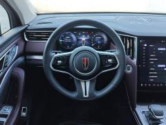 FAW Red Flag HS7 PHEV 2.0T PHEV AWD Flagship Comfort 6-Seater - photo 15