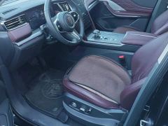 FAW Red Flag HS7 PHEV 2.0T PHEV AWD Flagship Comfort 6-Seater - photo 9