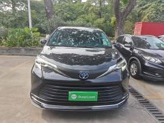 Toyota Sienna 2.5L Hybrid Comfort Edition - фото 2