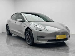 Tesla Model 3 Performance All-Wheel Drive - ფოტო 3