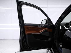 BMW X7 xDrive40i M Sport Luxury Package - ფოტო 12