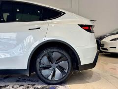 Tesla Model Y Facelift Long Range Rear-Wheel Drive - ფოტო 18