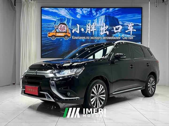 Mitsubishi Outlander Facelift 2.0L FWD Comfort 5-Seater - автомобиль из Китая