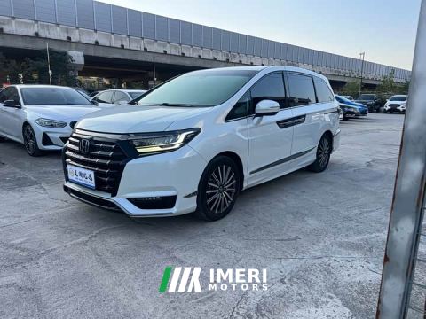 2022 Honda Odyssey 2.0L e:HEV Luxury - автомобиль из Китая