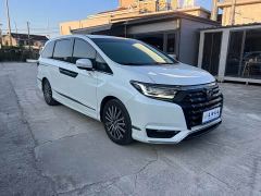 Honda Odyssey 2.0L e:HEV Luxury - ფოტო 3