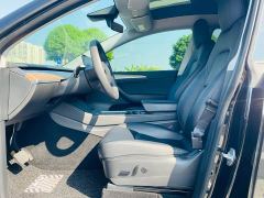 Tesla Model Y Rear-Wheel Drive - ფოტო 13