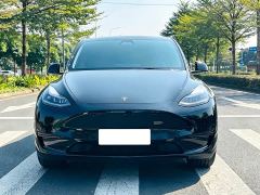 Tesla Model Y Rear-Wheel Drive - ფოტო 2