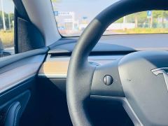 Tesla Model Y Rear-Wheel Drive - ფოტო 20