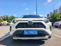 Toyota RAV4 2.0L CVT FWD Fashion Plus - фото 2
