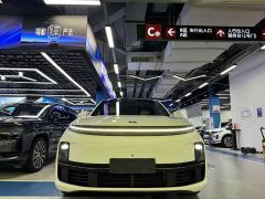 Li Auto L7 Pro - ფოტო 2