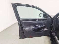 Volkswagen Passat 330TSI Luxury - ფოტო 8