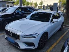 Volvo S60 B4 Smart Luxury Edition - ფოტო 1