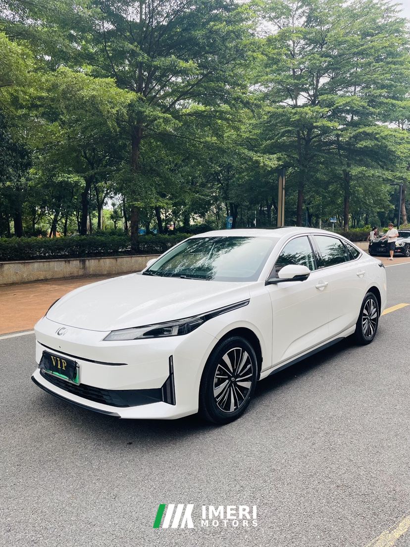 Changan Qiyuan A05 Classic 1.5L 145km Air - car from China