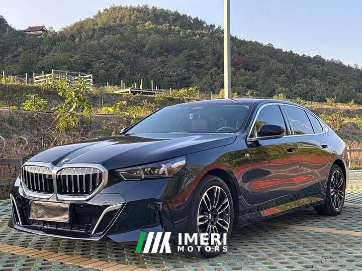 BMW 5 Series 530Li Premier M Sport Package