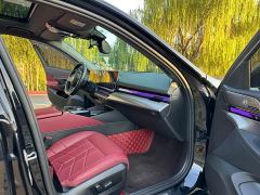 BMW 5 Series 530Li Premier M Sport Package - ფოტო 10