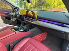 BMW 5 Series 530Li Premier M Sport Package - ფოტო 11