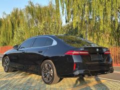 BMW 5 Series 530Li Premier M Sport Package - ფოტო 16