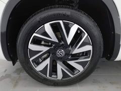 Volkswagen Taos 380TSI AWD R-Line High Performance Edition - photo 17
