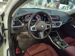BMW 3 Series 325Li M Sport Package - ფოტო 9