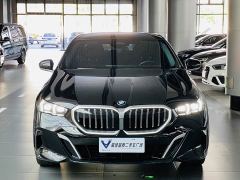 BMW 5 Series 525Li M Sport Package - ფოტო 2