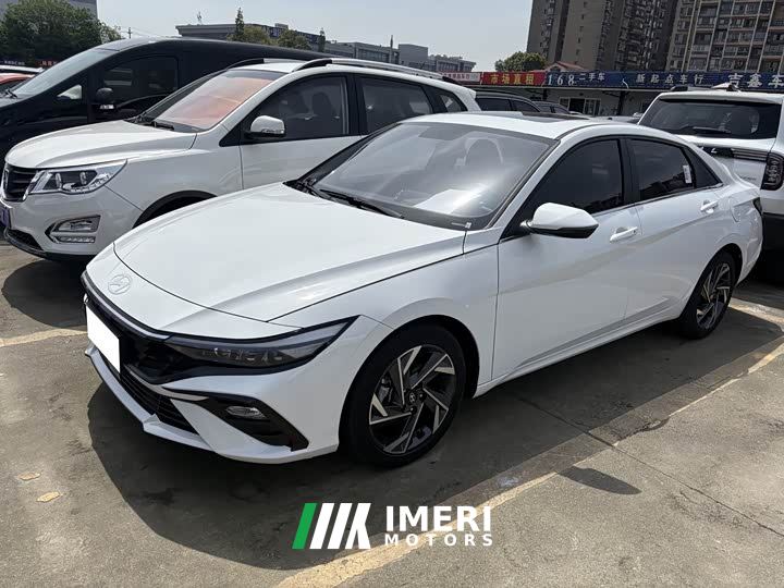 Hyundai Elantra 1.5L CVT GLX Elite