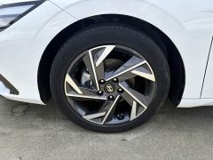 Hyundai Elantra 1.5L CVT GLX Elite - ფოტო 10