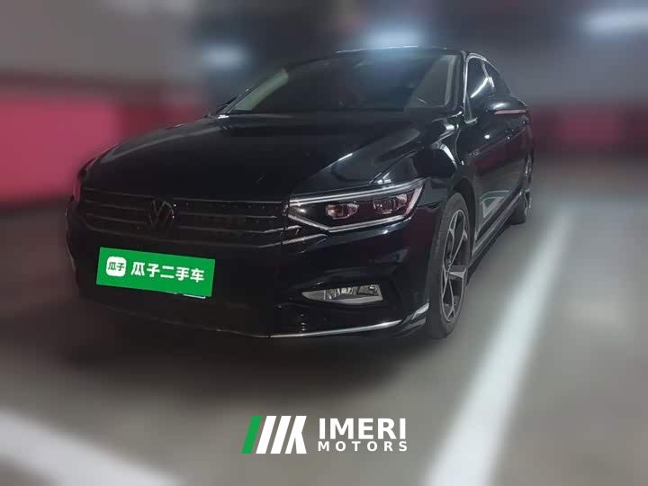 Volkswagen Magotan 2 Million Units Commemorative Edition 330TSI DSG Luxury - автомобиль из Китая