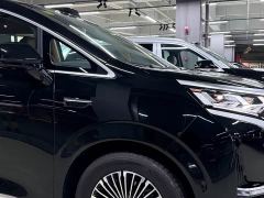 Denza D9 Gen 2 EV RWD Flash Charge Luxury Edition - ფოტო 4
