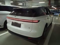 Li Auto i6 Four-Wheel Drive Standard Edition - ფოტო 6