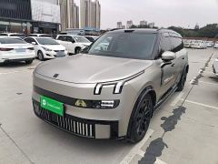 Lynk & Co 900 2.0T Ultra 6-Seater - ფოტო 1
