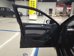 Volkswagen Magotan 2 Million Edition 330TSI Leading Edition - фото 12