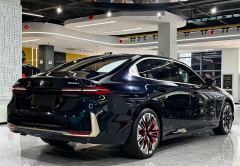 BMW 5 Series Facelift 525Li Luxury Package - фото 12