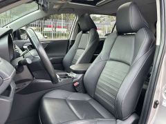 Toyota Vland 2.0L CVT FWD Luxury Plus - фото 19