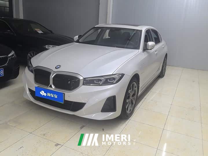 BMW i3 eDrive 35 L