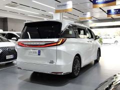 Lexus LM 500h Six-Seat Premium Edition - ფოტო 5