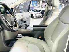 Toyota Gravia 2.5L Hybrid Comfort Edition - photo 7