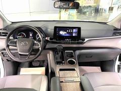 Toyota Gravia 2.5L Hybrid Comfort Edition - photo 9