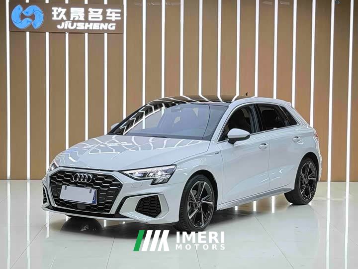 Audi A3 Facelift Sportback 35 TFSI Fashion Sport - автомобиль из Китая