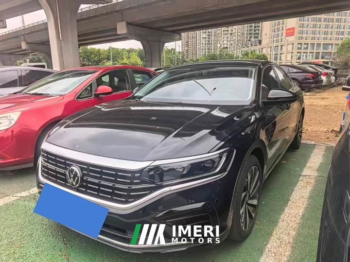 Volkswagen Passat 330TSI Elite - автомобиль из Китая