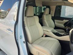 Toyota Alphard Hybrid 2.5L Premium Edition - фото 15
