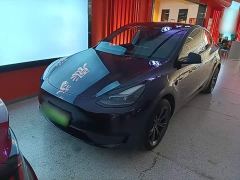 Tesla Model Y Rear-Wheel Drive - ფოტო 1
