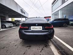 BMW 3 Series 330i M Sport Midnight Edition Package - ფოტო 9