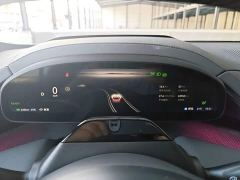 Zeekr 001 YOU Edition 100kWh AWD - ფოტო 11