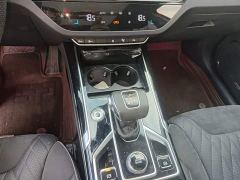FAW Red Flag HS5 Facelift 2.0T Smart Connected Premium Edition - ფოტო 13