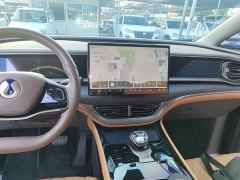 Denza D9 EV 600 AWD Flagship - ფოტო 12