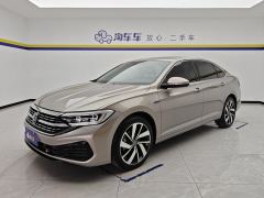Volkswagen Sagitar 300TSI Dual Clutch Superior Edition - photo 1