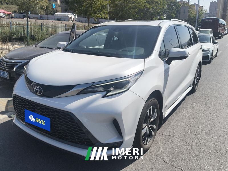Toyota Gravia Dual-Engine 2.5L 4WD Premier Plus Edition - автомобиль из Китая